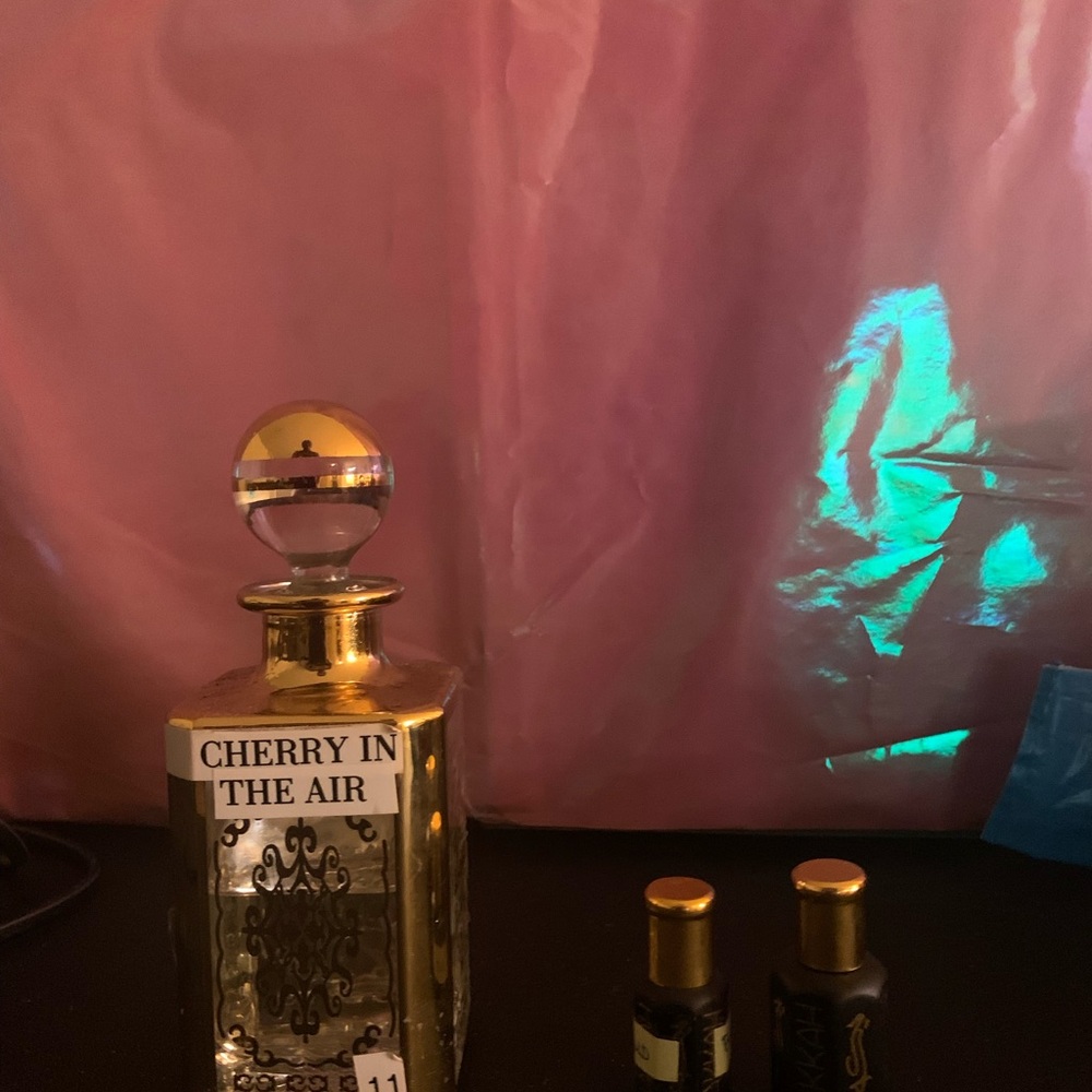 Cherry in the air perfume body oil size small